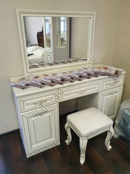 Туалетный стол с зеркалом,пуфом Берта Эко, жемчуг в Москве купить в интернет магазине - 5 Китов