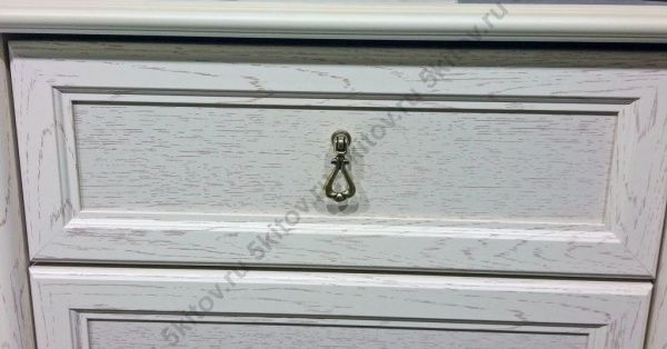 Шкаф 3-х дверный для белья Венеция (с зеркалом), дуб седан в Москве купить в интернет магазине - 5 Китов