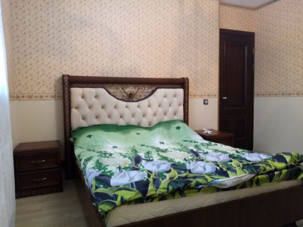 Кровать 1,8м Берта, орех в Москве купить в интернет магазине - 5 Китов