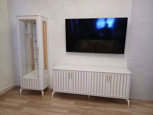 Комплект гостиной Стамбул белый (2 витрины + Тумба ТВ) в Москве купить в интернет магазине - 5 Китов