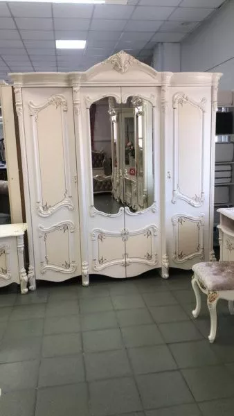 Комплект спальни Рафаэлла (кровать 1,8м, 2тумбы, туал.стол с зерк., шкаф 4 двери), слоновая кость в Москве купить в интернет магазине - 5 Китов