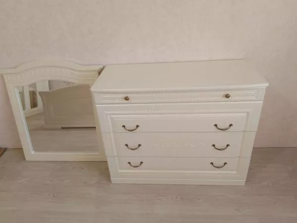 Комплект спальни Венера (кровать 1,8м, тумба прикроватная - 2 шт., комод с зеркалом, шкаф 5-и дверный), беж в Москве купить в интернет магазине - 5 Китов