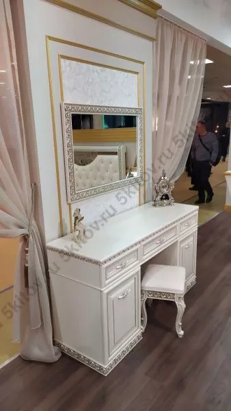 Комплект спальни Берта беж (кровать 1,6, тумба прикроватная 2шт., туал.стол с зеркалом, шкаф 4-х дверный) в Москве купить в интернет магазине - 5 Китов