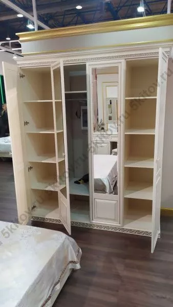 Комплект спальни Берта беж (кровать 1,6, тумба прикроватная 2шт., туал.стол с зеркалом, шкаф 4-х дверный) в Москве купить в интернет магазине - 5 Китов