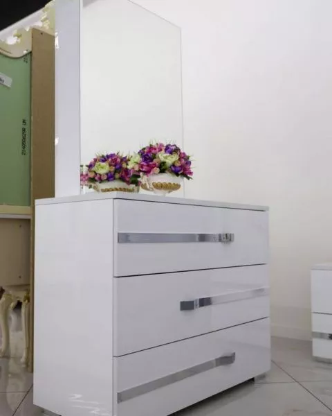 Зеркало Венеция белое глянцевое в Москве купить в интернет магазине - 5 Китов
