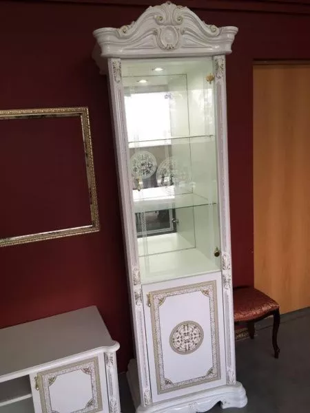 Витрина стеклянная 1 дверная Грация белая с золотом в Москве купить в интернет магазине - 5 Китов