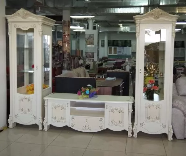 Комплект гостиной Рафаэлла (витрина однодверная 2шт., тумба тв), слоновая кость в Москве купить в интернет магазине - 5 Китов