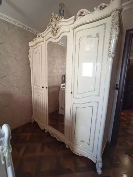 Шкаф 3 двери Джоконда, крем глянец, Эра в Москве купить в интернет магазине - 5 Китов