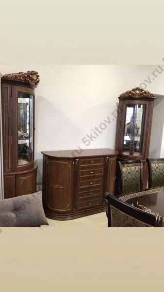 Витрина угловая Динара СК, орех в Москве купить в интернет магазине - 5 Китов