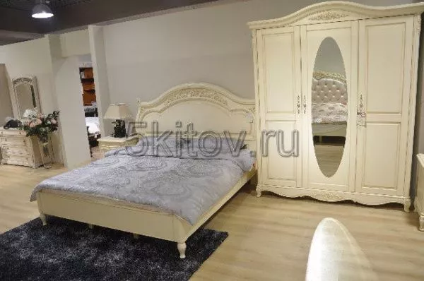 Шкаф 3-х дверный с зеркалом 8801 Фиоре Бьянко, цвет-ivory в Москве купить в интернет магазине - 5 Китов