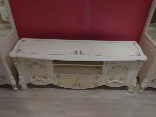 Комплект гостиной Рафаэлла (витрина однодверная 2шт., тумба тв), слоновая кость в Москве купить в интернет магазине - 5 Китов
