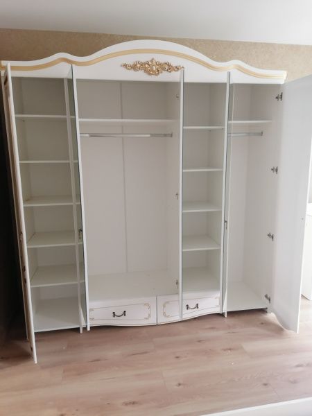 Комплект спальни Рим 5П, белый (кровать 1,6, тумба прикроватная-2шт., комод с зеркалом, шкаф 5-ти дверный) в Москве купить в интернет магазине - 5 Китов