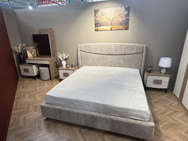 Кровать 180*200 с подъёмным механизмом Азиза сатин в Москве купить в интернет магазине - 5 Китов
