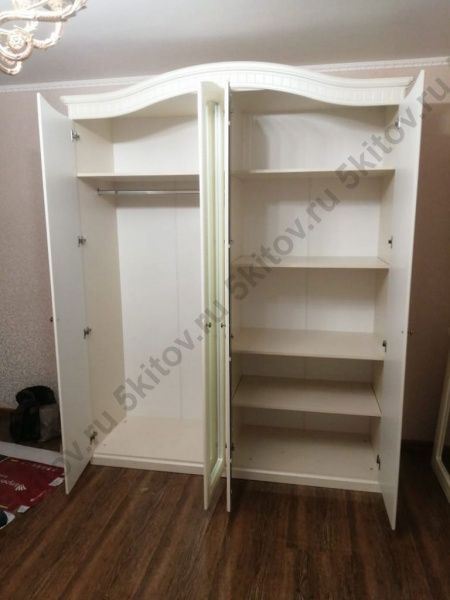 Комплект спальни Венера (кровать 1,6, тумба прикр.-2 шт., комод, зеркало, шкаф 4-х дв.), беж в Москве купить в интернет магазине - 5 Китов