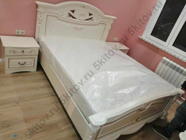 Комплект спальни Сорренто беж (кровать 1,6, тумба прикр.-2 шт., комод с зерк, шкаф 4дв.) в Москве купить в интернет магазине - 5 Китов
