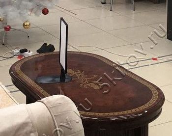 Стол журнальный овальный Роза орех глянец