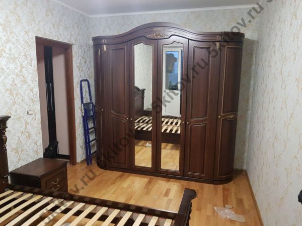 Комплект спальни Сорренто, темный орех (кровать 1,8, тумба прикр.-2 шт., комод с зерк, шкаф 6дв.) в Москве купить в интернет магазине - 5 Китов
