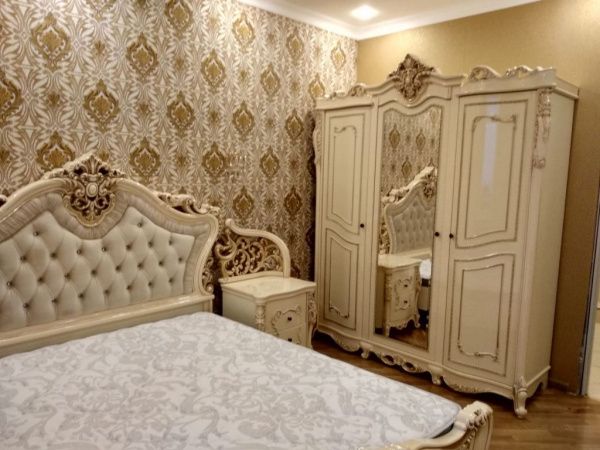 Шкаф 3 двери Джоконда, крем глянец, Эра в Москве купить в интернет магазине - 5 Китов