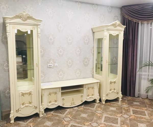 Витрина однодверная Рафаэлла, слоновая кость в Москве купить в интернет магазине - 5 Китов