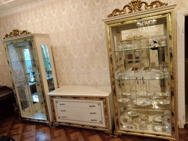 Комплект гостиной Катя беж (витрина 1 дверная левая или правая, Витрина 2-х дверная, тумба под ТВ) в Москве купить в интернет магазине - 5 Китов