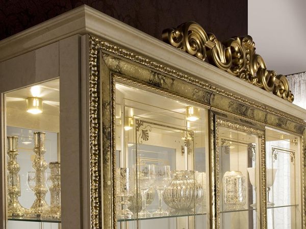 Витрина трехдверная Катя, беж глянец в Москве купить в интернет магазине - 5 Китов