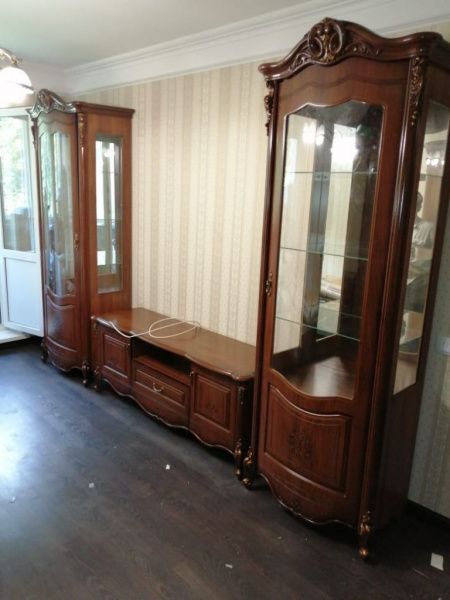 Комплект гостиной Аллегро (витрина левая/правая, тумба тв), орех в Москве купить в интернет магазине - 5 Китов