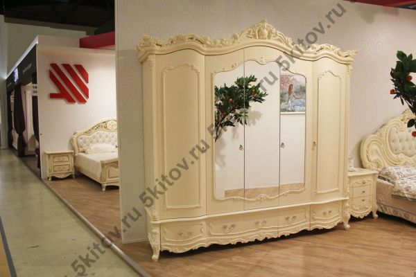 Комплект спальни Элиза Люкс АРД, крем (кровать 1,8, тумба прикроватная 2шт., туалетный столик с зеркалом, пуф, шкаф 5дв.) в Москве купить в интернет магазине - 5 Китов