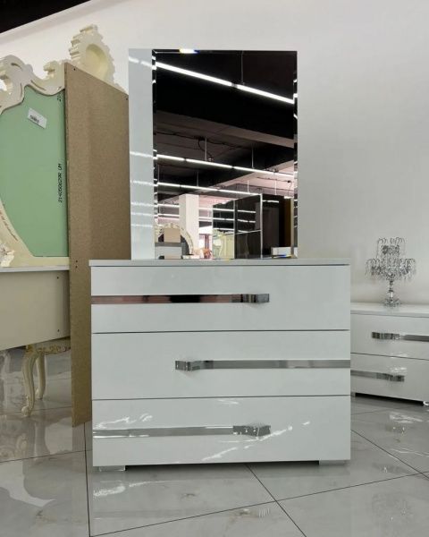 Зеркало Венеция белое глянцевое в Москве купить в интернет магазине - 5 Китов
