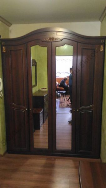 Комплект спальни Сорренто, темный орех (кровать 1,6, тумба прикр.-2 шт., комод с зерк, шкаф 4дв.) в Москве купить в интернет магазине - 5 Китов
